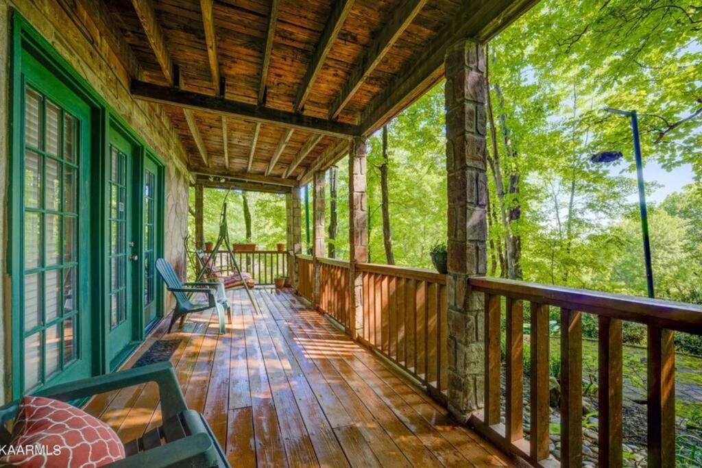 Villa Moonshine Manor-Pets Ok-W/D-Pool Table-Arcade-Hot Tub Gatlinburg Exterior foto